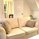 Charming Close To The 펜션 스테지