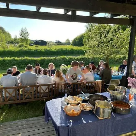 Charming Close To The * Stege