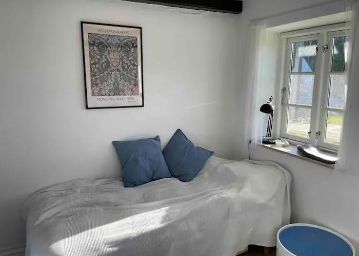 Charming Close To The *