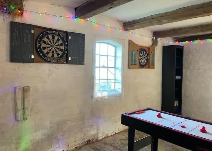 Сasa de vacaciones Charming Close To The *