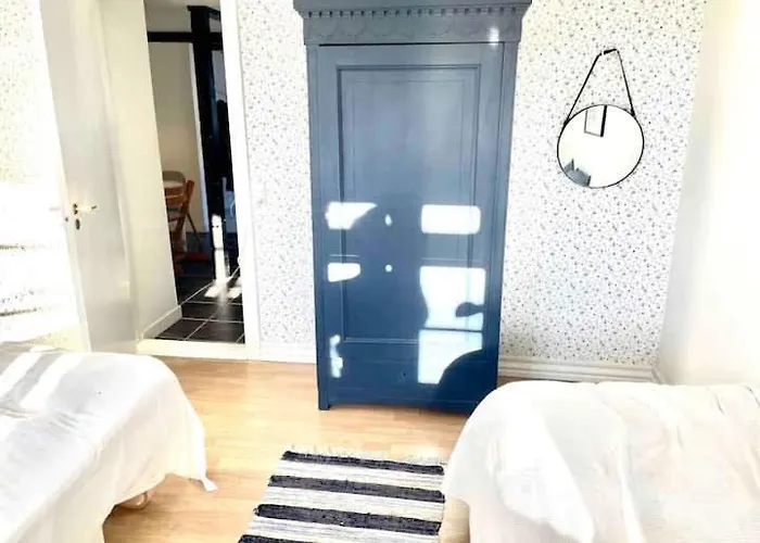 Charming Close To The *