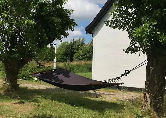 Charming Close To The *