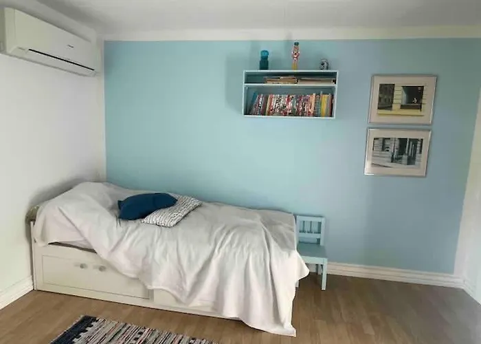 Charming Close To The Сasa de vacaciones Stege