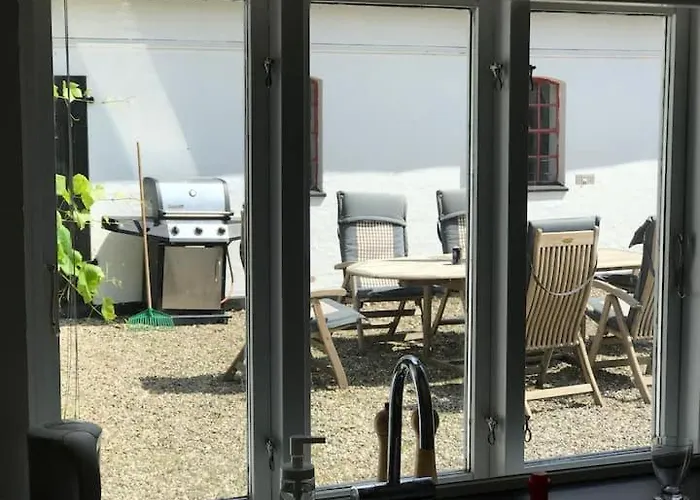 Charming Close To The Stege